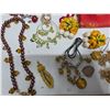 Image 3 : Lot of jewelery- Yellow and red
