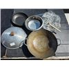 Image 1 : Wok and kitchen supplies