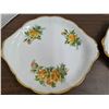 Image 2 : Yellow tea rose royal albert china- 2 trays- 8"