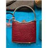 Image 2 : Lot of Vintage Purses (Flask Design, Checker Pattern, Square Shape, Etc.)