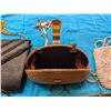 Image 4 : Lot of Vintage Purses (Flask Design, Checker Pattern, Square Shape, Etc.)