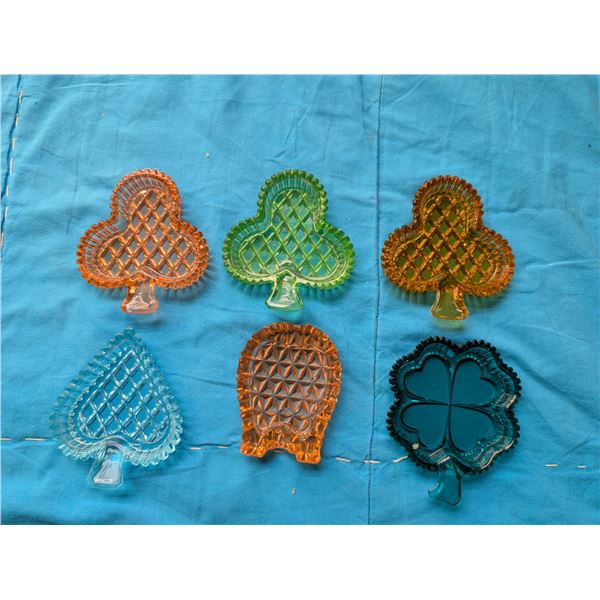 (6) Vintage Bohemian Czech Glass Dish (4) Playing Cards Designed (1) Horseshoe (1) Four Leaf Clover