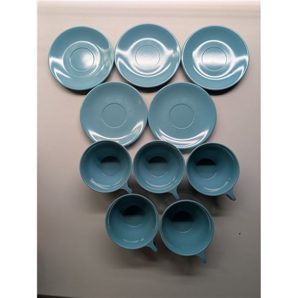 (5 Each) Melmac Quality Dinnerware Cups/Saucers