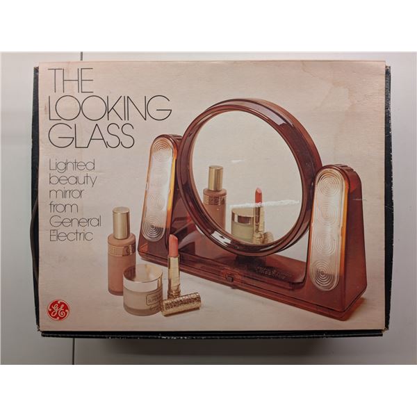 Model IM500 Vintage "The Looking Glass w/ Original Box and Manual" (Ok Condition/Not Tested)