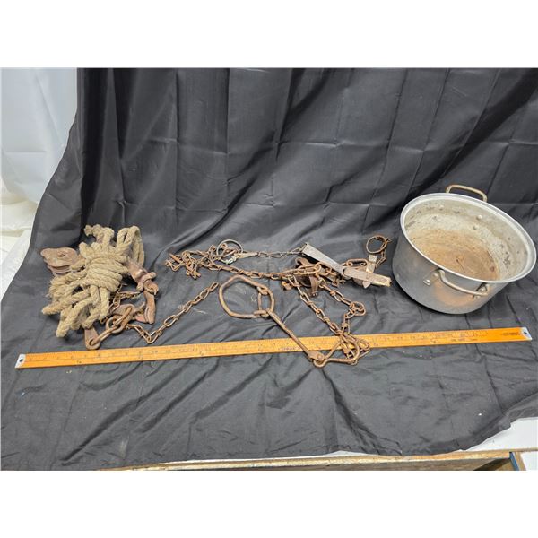 Antique Muskrat traps and fence stretcher