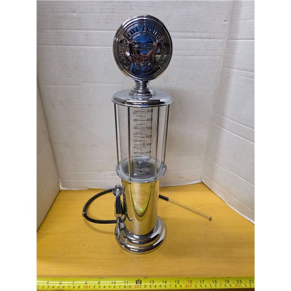 Gas pump liquor decanter