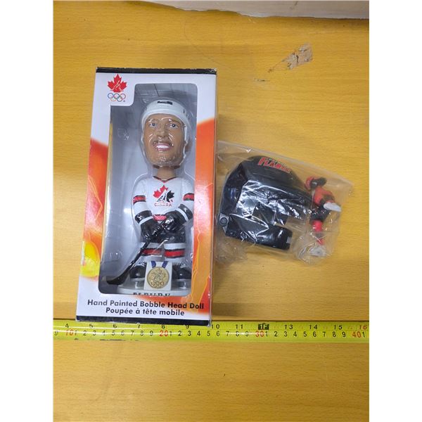 Greenbay Brett farve figure- new in box
