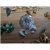 Image 4 : Lot full of Misc. Jewelry (Vintage) (Earrings, Brooches, Pins, Etc.)