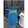Image 3 : (3) Vintage Enamel Coffee Pots (All Lids Missing)