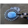 Image 2 : (1) Blue + Black Pearl Necklace 12" Long