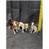 Image 6 : (6) Vintage Dog Figures Porcelain Beagle, Bulldog, Terrier, Sheepdog