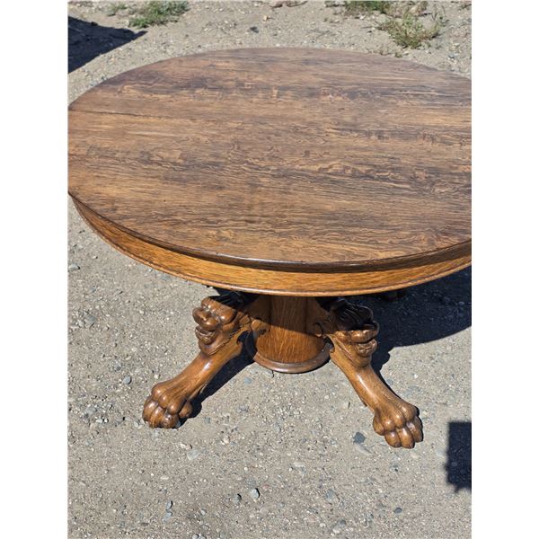 Antique 48"W dinning table lions paw/lions face split pedestal