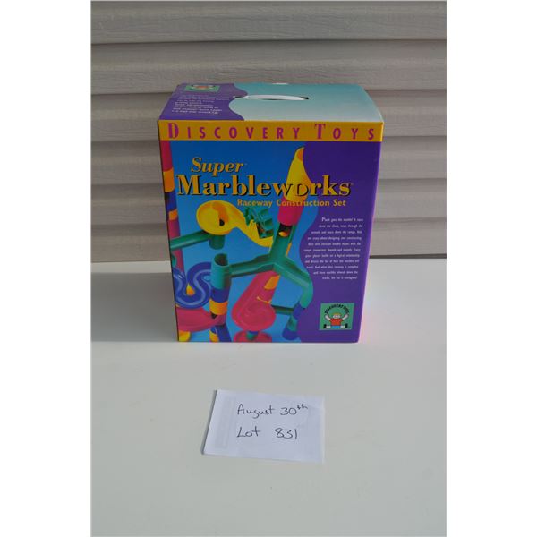 Discovery toys - Super Marbleworks - new in box