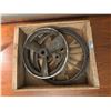 Image 2 : Pulley wheel & wheel with wooden spokes