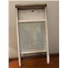 Image 1 : Vintage Washboard