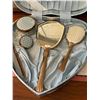 Image 2 : Heart Vanity Gift Set