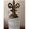 Image 2 : Footed Crystal lamp pair (2)