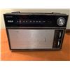 Image 1 : RCA Globetrotter Radio