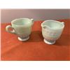 Image 2 : Jadeite cream/sugar set (2 pieces)