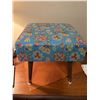 Image 1 : Vintage foot stool