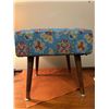 Image 2 : Vintage foot stool