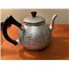 Image 1 : Aluminum Tea Kettle