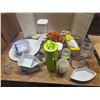 Image 1 : Lot of house hold items