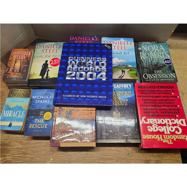 Lot of books- Guinness world records 2004