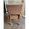 Image 3 : Beige Vintage Armchair