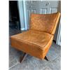 Image 1 : Orange Floral Swivel Chair