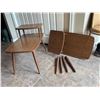 Image 1 : Pair of Mid-Century coffee side tables