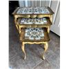 Image 1 : Victorian style nesting table set (3)