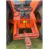 Image 5 : 1981 VERSATILE 895 Tractor, CAHR, GPS 1500 & Wheel, showing 3319 hrs, s/n 090923 4 Hyds & Return Lin