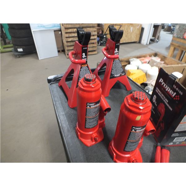 Two 6 Ton Jack Stands & Two 3 Ton Jack Stands