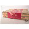 Image 8 : Vintage 1950's Ideal P-90 Toni doll with original box and accessories, 14" in height
