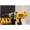 Image 2 : Dewalt DC925 XRP 18V 1/2" Hammer Drill w/ hard case, two batteries and charger. Working at time of c