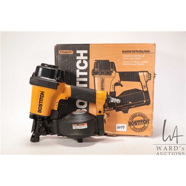 Bostitch RN45B-1 industrial coil roofing nailer w/ box and nails. Working at time of cataloging