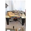 Image 1 : Craftsman marque router and a Black & Decker router table