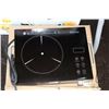 Image 2 : T-Fal EZ clean deep fryer (new) and a ceramic Hob hot plate