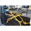 Image 3 : Ryobi TSS102L 10" compound miter saw and folding stand