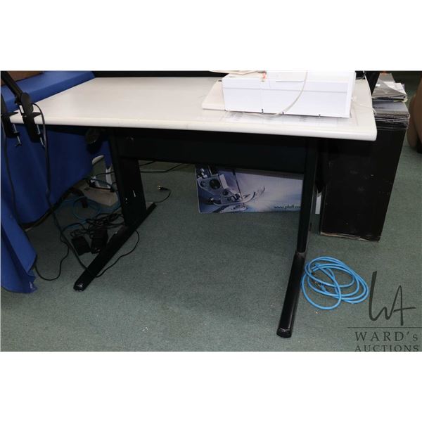 Height adjustable tilting table 46" X 23" top