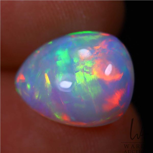 3.78 ct Certified Welo Opal gemstone, Certificate provided by consignor