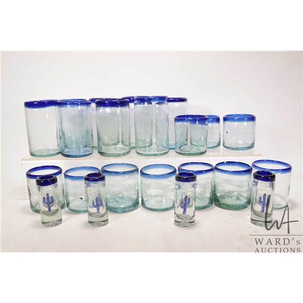 Roselift Height Dos Sueno Mexico including 8 5 1/2" tumblers, 10 3 1/4" tumblers and 4 shot glasses,
