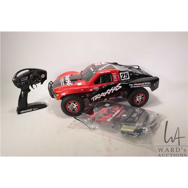 Traxxas Slash 4X4 Model 6808 with battery, charger and remote