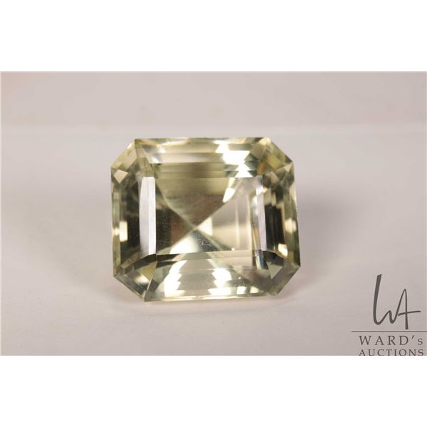 174 ct Certified Lemon LemonQuartz gemstone, Certificate provided by consignor