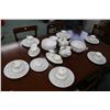 Image 1 : Selection of Royal Albert "Memory Lane" china dinner ware including six each of 10" plates, 8" and 6