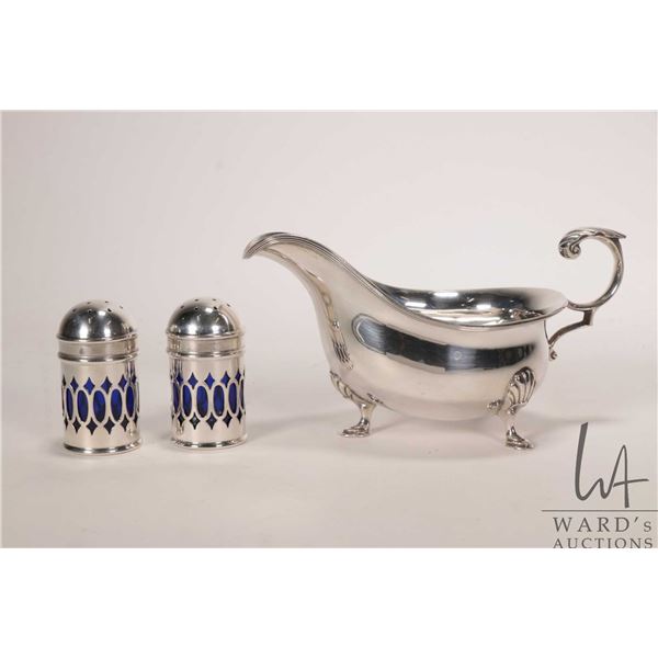 Vintage British sterling silver sauce boat 6 1/2" in length