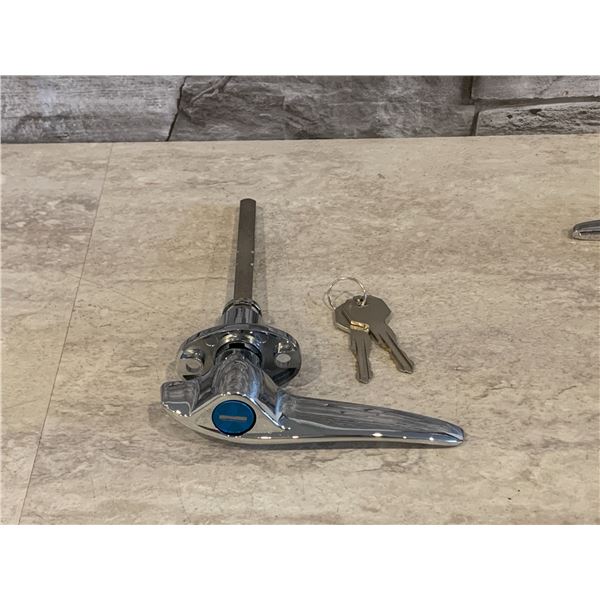 Door Handles - Includes Keys - Set of 2 - New