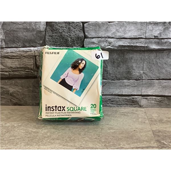 FujiFilm Instax Square Instant Film - 20 Sheets - Box Damaged Inside Packaging Intact - Use Before: 