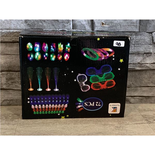 Light Up Party Set - 72 Pcs - New